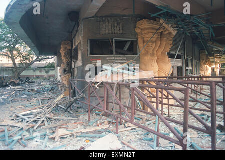 Plaza Theatre beschädigt Terror Attentat 1993 Dadar Bombay Mumbai Maharashtra Indien - mpa 139796 Stockfoto