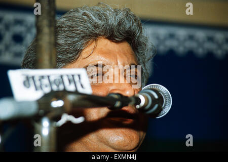 Indische Bollywood Dichter Texter und Drehbuchautor Javed Akhtar Stockfoto