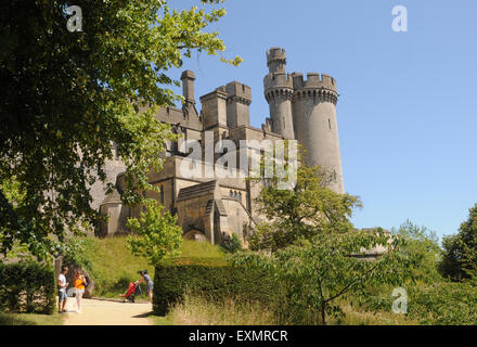 Arundel Castle, West Sussex wurde am Ende des 11. Jahrhunderts gegründet und hat das Haus der Familie der Herzöge von Norfolk und Stockfoto