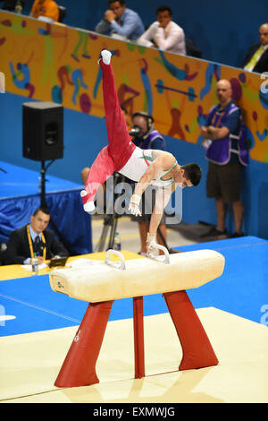 Toronto, Ontario, Kanada. 14. Juli 2015. DANIEL CORRAL BARRON von Mexiko, auf seine Routine am Pauschenpferd während der Toronto Pan American Games. Bildnachweis: Igor Vidyashev/ZUMA Draht/Alamy Live-Nachrichten Stockfoto