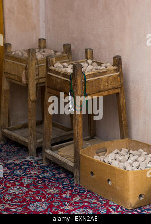 Muhr Kopf-Steinen gemacht Lehm aus einigen Heiligen Land verwendet von Shia Moslems im Freitag Moschee, Provinz Isfahan, Isfahan, Iran Stockfoto