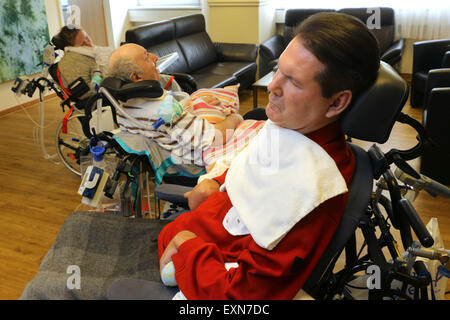 Patienten in eine künstliche Beatmung-Einheit in einem Pflegeheim in Essen/Deutschland Stockfoto