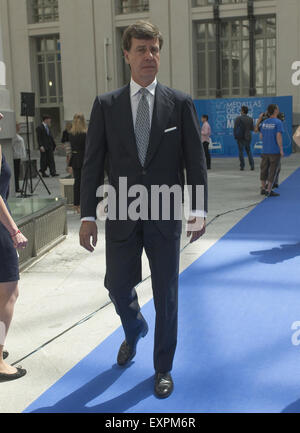 Cayetano Martinez de Irujo und Eugenia Martinez de Irujo besuchen die Stadt Madrid Awards Featuring: Cayetano Martinez de Irujo wo: Madrid, Spanien: 15. Mai 2015 Stockfoto