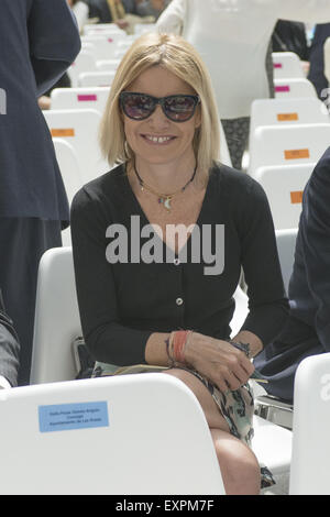 Cayetano Martinez de Irujo und Eugenia Martinez de Irujo besuchen die Stadt Madrid Awards Featuring: Cayetano Martinez de Irujo wo: Madrid, Spanien: 15. Mai 2015 Stockfoto