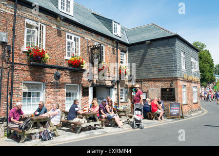 Die Schiffbauer Arms Pub, ein traditioneller Gasthof in Padstow Cornwall UK Stockfoto