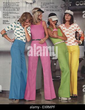 1970er Jahre UK Damenmode Katalog / Broschüre Platte Stockfoto