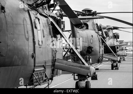 Königliche Marine Merlin HC3 Hubschrauber am Flugplatz Stockfoto