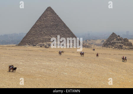 Allgemeine Ansicht bei den Pyramiden in der Nähe von Kairo, Ägypten.    Bildnachweis: Euan Cherry Stockfoto