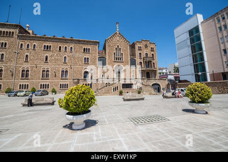 Saint-Joseph Of The Mountain (Josep De La Muntanya) Kirche in der Nähe von Park Güell in Barcelona, Spanien Stockfoto