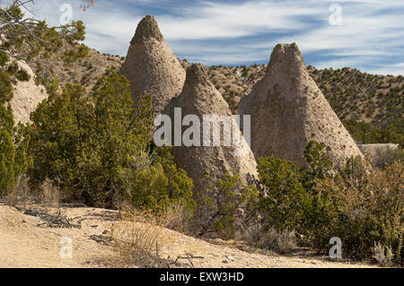 Ein paar der "Zelt Felsen" Kasha-Katuwe Zelt Rocks National Monument, Pueblo de Cochiti, New Mexico. Stockfoto