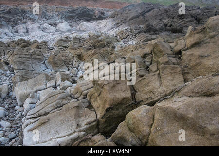 Geologie, rockt am Damm über nach Worms Head,Gower.Rhossilli,Bay,beach,Gower,Wales,causeway, Stockfoto