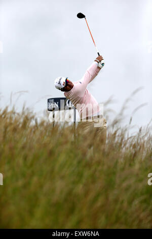 Fife, Schottland. 16. Juli 2015. Hideki Matsuyama (JPN), 16. Juli 2015 Hideki Matsuyama in Japan tees von am 7. Loch in der ersten Runde des 144. British Open Championship auf dem Old Course, St Andrews, Fife, Schottland. Bildnachweis: Koji Aoki/AFLO SPORT/Alamy Live-Nachrichten Stockfoto