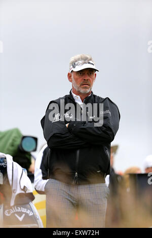 Fife, Schottland. 16. Juli 2015. Darren Clarke (NIR), 16. Juli 2015 Darren Clarke von Northern Ireland in Aktion am 15. Loch in der ersten Runde der 144. British Open Championship auf dem Old Course, St Andrews in Fife, Schottland. Bildnachweis: Koji Aoki/AFLO SPORT/Alamy Live-Nachrichten Stockfoto