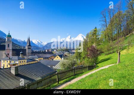 Frühling über Berchtesgaden mit Watzmann, Bayern, Deutschland Stockfoto
