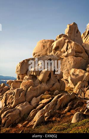 Bizarre Felslandschaft am Capo Testa, Sardinien, Italien Stockfoto