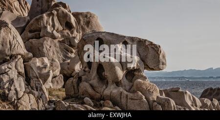 Bizarre Felslandschaft am Capo Testa, Sardinien, Italien Stockfoto