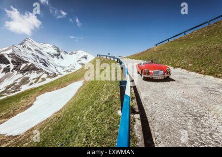 Oldtimer am Großglockner High Alpine Road, Österreich Stockfoto