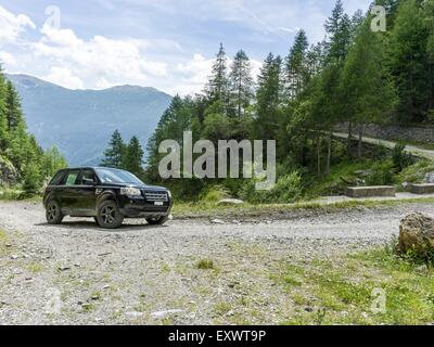 Off-Road-Fahrzeug, Monte Jafferau, Cottischen Alpen, West-Alpen, Piemont, Italien, Europa Stockfoto