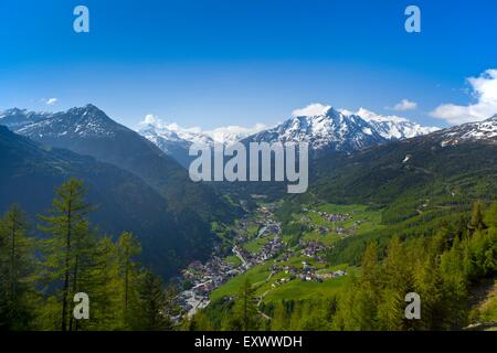 Sölden und die Ötztaler Alpen, Tirol, Austria, Europe Stockfoto