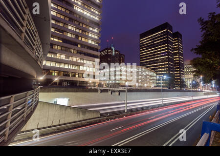 Straße bei Nacht Stockfoto