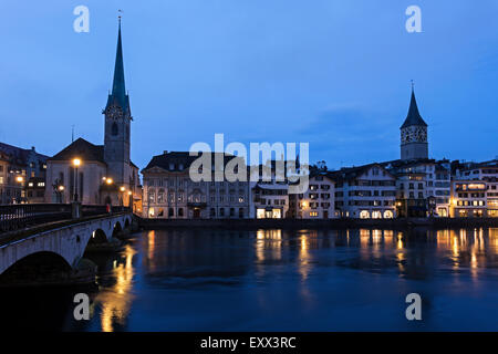 Fraumünster-Kirche und St.-Peter-Kirche Stockfoto