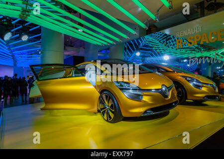 Die Renault-Showroom, Champs Elysees, Paris, Frankreich Stockfoto