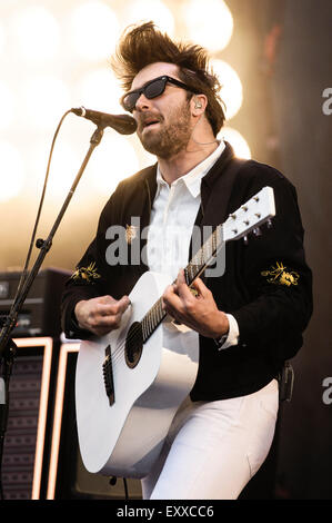 Die Impfstoffe spielt Glastonbury Festival würdig Farm am 26.06.2015 im würdig Farm, Glastonbury.  Personen im Bild: Justin Hayward-Young. Bild von Julie Edwards Stockfoto