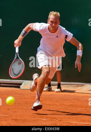 Kitzbühel, Österreich. 17. Juli 2015. Tennis, Davis Cup, erstes Vorrundenspiel zwischen Dominic Thiem (AUT) Vs Thiemo de Bakker (NED) im Bild: Thiemo de Bakker Credit: Henk Koster/Alamy Live News Stockfoto