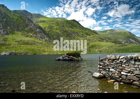 CWM Idwal Ogwen Snowdonia North Wales Uk Seenlandschaft Wandern Teufel Küche Stockfoto