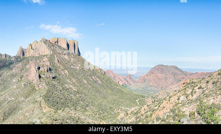 Casa Grande vom verlorene Mine Trail im Chisos Mountains Becken, in Big Bend Nationalpark, Texas. Stockfoto