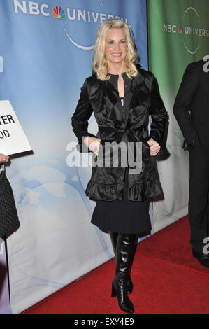 PASADENA, CA - 13. Januar 2011: Monica Potter - Star der "Elternschaft" - bei der NBC Universal Winter 2011 Pressetour im Hotel Langham Huntington, Pasadena. Stockfoto