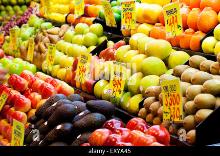 Früchte auf einem Markt Stockfoto