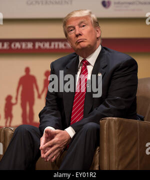 Ames, Iowa, USA. 18. Juli 2015. Präsidentschaftskandidat DONALD TRUMP spricht bei der Familie Leadership Summit 2015. (Bild Kredit: © Brian Cahn über ZUMA Draht) Stockfoto