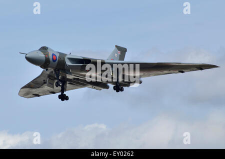 Avro Vulcan B2 XH558 anzeigen auf 2015 RIAT Fairford, Vereinigtes Königreich. Bildnachweis: Antony Brennnessel/Alamy Live-Nachrichten Stockfoto