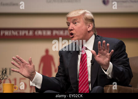 Ames, Iowa, USA. 18. Juli 2015. Präsidentschaftskandidat DONALD TRUMP spricht bei der Familie Leadership Summit 2015. (Bild Kredit: © Brian Cahn über ZUMA Draht) Stockfoto