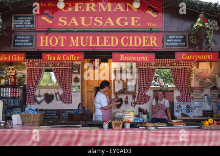 Deutsche Essen stand auf der Lambeth Land zeigen in Brockwell Park, London England United Kingdom UK Stockfoto