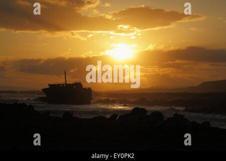 Blick auf den Sonnenuntergang der Meisho Maru Schiffbruch am Kap Agulhas Stockfoto