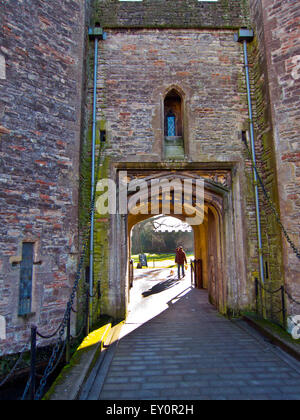 Das Torhaus des Bischofspalastes in Wells, Somerset, England, UK Stockfoto