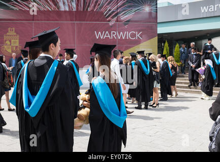 2015 Absolventen der Universität Warwick Stockfoto