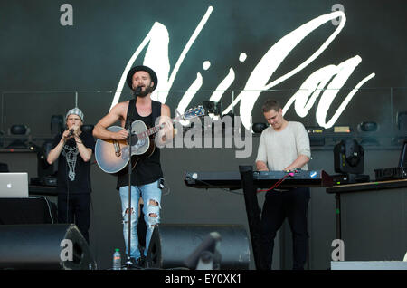 Berlin, Deutschland. 18. Juli 2015. Finnischer Sänger Nila führt auf der Bühne in der Wuhlheide Veranstaltungsort in Berlin, Deutschland, 18. Juli 2015. Foto: Jörg Carstensen/Dpa/Alamy Live News Stockfoto