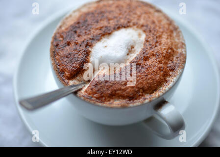 Löffel in einem Kaffee. Stockfoto