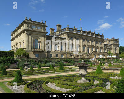 Die Terrasse am Harewood House, Nr Leeds, Yorkshire, Großbritannien Stockfoto