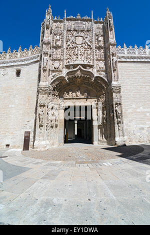 Dekorative plateresken Fassade des Museums Colegio de San Gregorio in Valladolid, Spanien Stockfoto