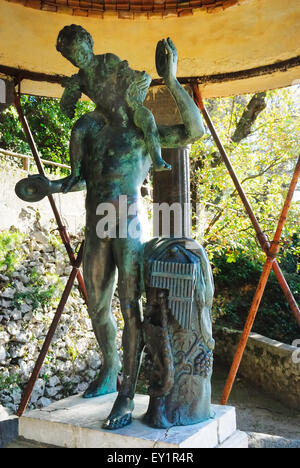 Villa Cimbrone, Ravello, Costiera Amalfitana, Kampanien, Italien. Tempel des Bacchus. Stockfoto