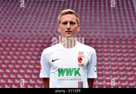 Deutsche Fußball Bundesliga 2015/16 - Fototermin des FC Augsburg am 8. Juli 2015 in Augsburg, Deutschland: Maik Uhde Stockfoto