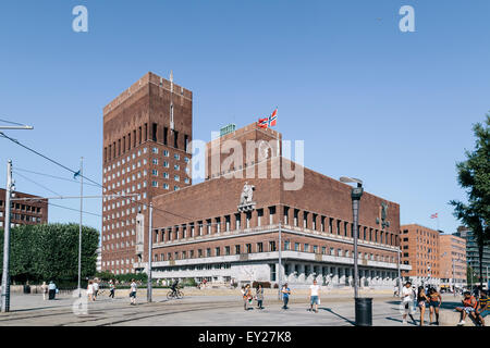 Rathaus (Radhus), Rathausplatz (Radhusplassen), Oslo, Norwegen, Europa Stockfoto