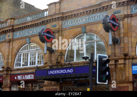 Earls Court u-Bahnstation in London. Stockfoto