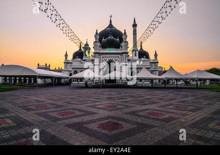 Der Zahir Moschee ist kedah's State Mosque. Es liegt im Herzen von Alor Star, die Hauptstadt des Bundesstaates Kedah, Malaysia. Eine der ältesten Moschee. Stockfoto