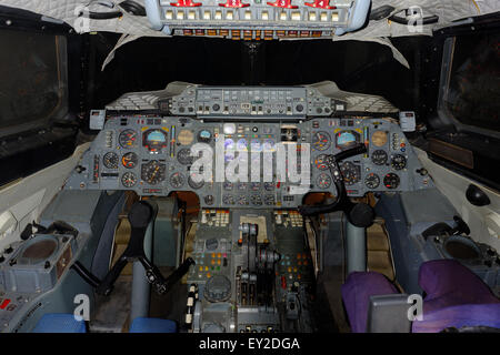 Das original Cockpit Prototyp verwendet, um die weltweit erste Überschall-Passagierjet zu entwerfen. Stockfoto