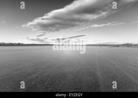 El Mirage dry Seegrund in der kalifornischen Mojave-Wüste. Stockfoto